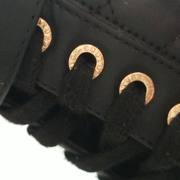 Juicy Couture hidden heel wedges US 6.5 golden accents - Picture 10 of 10